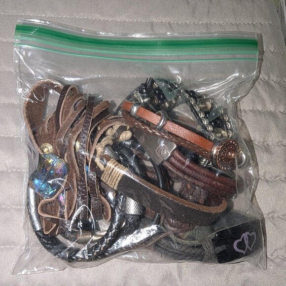 $3 with Bundle ~ Bracelet Grab Bag 4675 - Picture 1 of 7